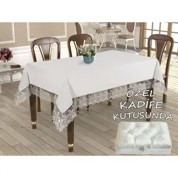 

French Laced Büşra Table Cloth Cream Velvet Boxed