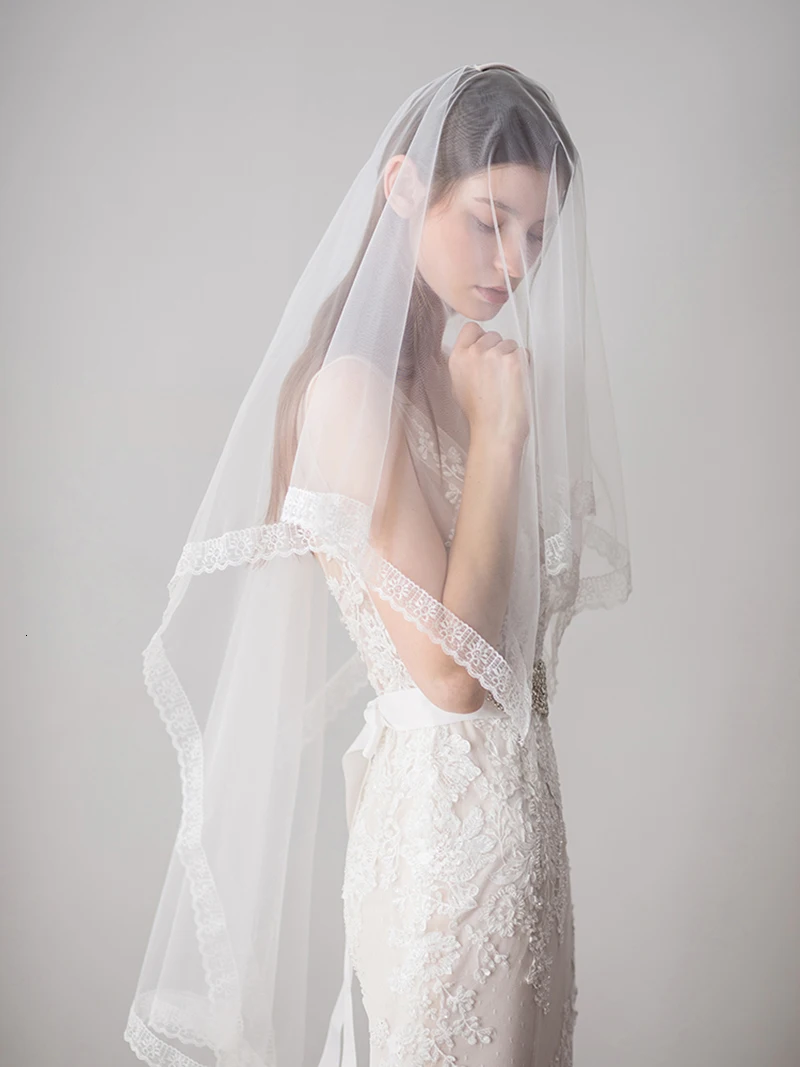 Ivory Wedding Veils Bridal Lace Edge Veil With Comb Long Cover