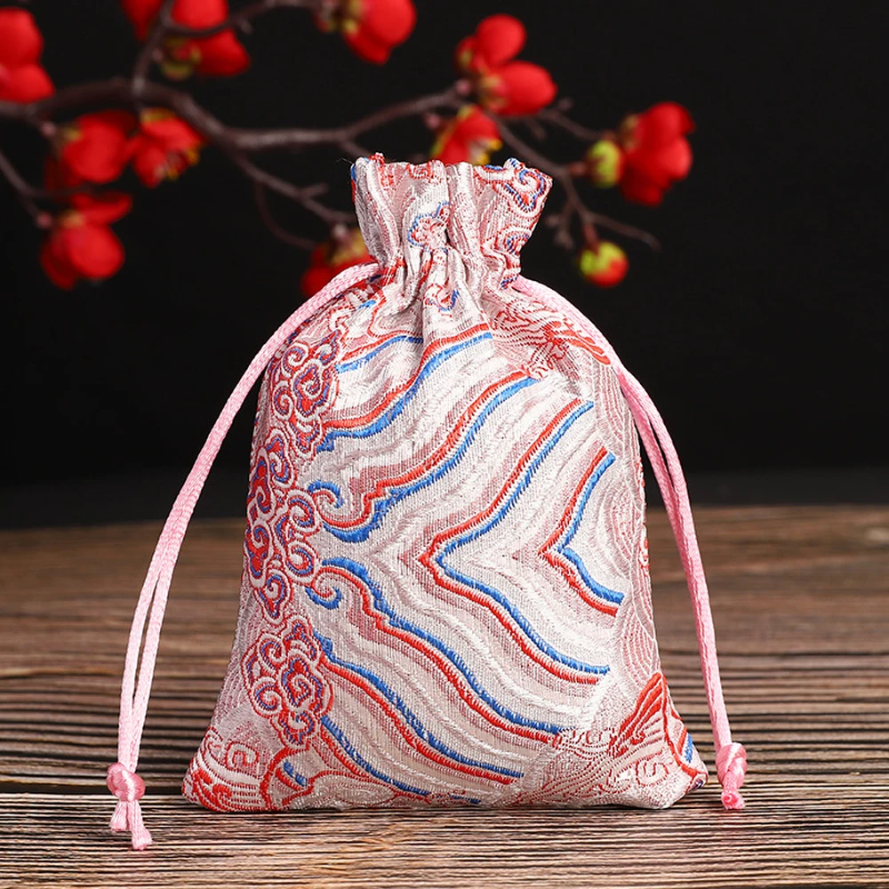 Handmade Embroidered Satin Drawstring Gift Pouch – Elegant Jewelry & Gift Packaging Bag