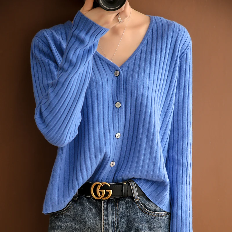 

LHZSYY 2020 Spring and Autumn New Pure Wool CardiganV-Neck knitted jacket Female high waist Short Loose Cashmere Warm Sweater