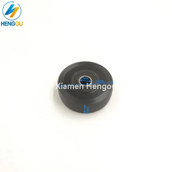 

20 Pieces Free Shipping SM52 Black Roller Size 32x10x6mm Hengoucn SM52 rubber roller feeder 89.016.236