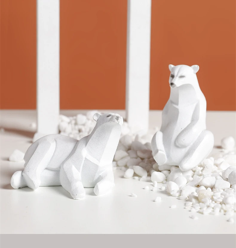 Abstract Polar Bear Resin Statue Sculpture Geometric Art Animal Orname