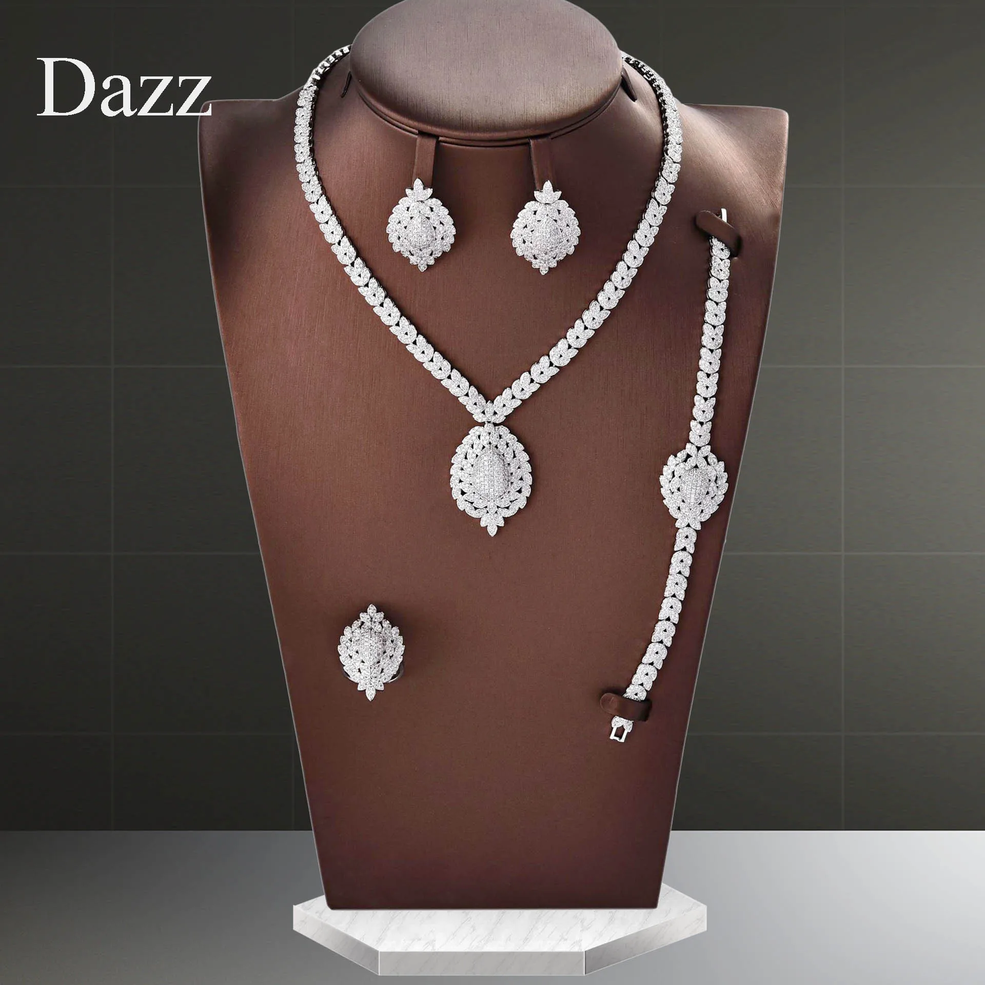 Dazz 4 шт., роскошные круглые Висячие серьги, ожерелье, серьги, ювелирный набор, Свадебный циркон, для женщин, Дубай, для невесты, банкета, кольцо, браслет, наборы, подарки - Окраска металла: sliver color