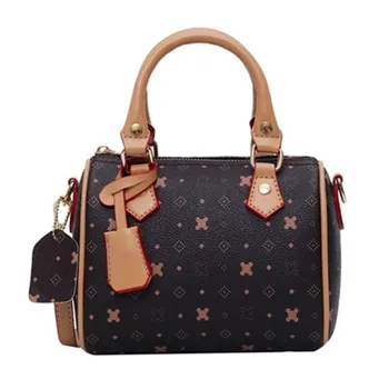 

Louis Brand Autumn and Winter Women's Bags 2020 New Wild Messenger Bag Presbyopia Fashion Portable Pillow Bag Channels Bags