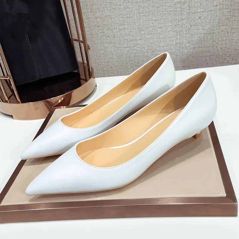 New Elegant Classic Women Pumps For Female Genuine Leather Medium Heeled Ladies Fashion White Nude High Heels Office Shoes A001