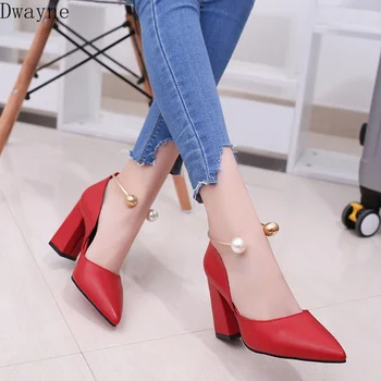 

Temperament elegant pearl high heels 2019 new white thick with single shoes middle hollow fashion simple womens shoes work shoes