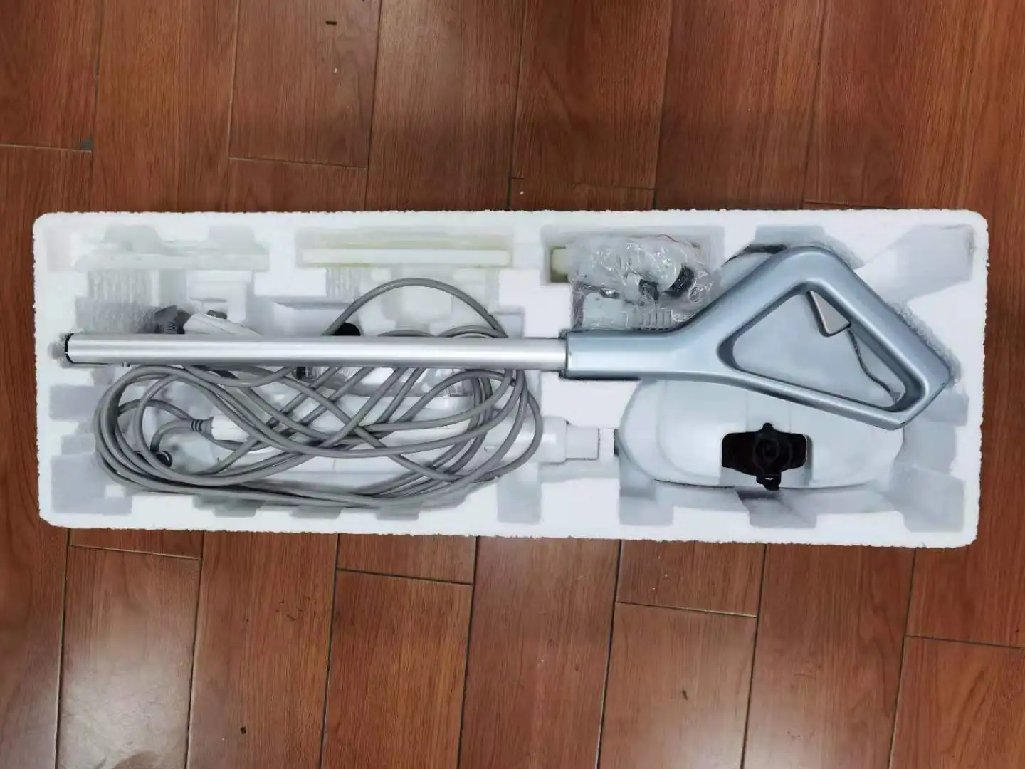 Household Handheld Steam Mop Floor Steam Cleaner 1600W Portable Handheld Steam Carpet Cleaner for Home 6