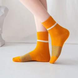 Fashion Blue Socks Women'S Cute Cotton Loose Striped Crew Socks Harajuku Designer Retro Long Socks For Dropshipping
