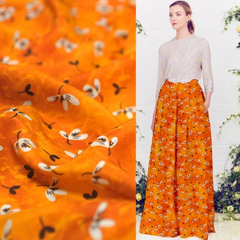 

100% mulberry silk crepe de chine fabric cloth per meter 16mm 111 cm wide printed cloth dress fabric wholesale silk cloth