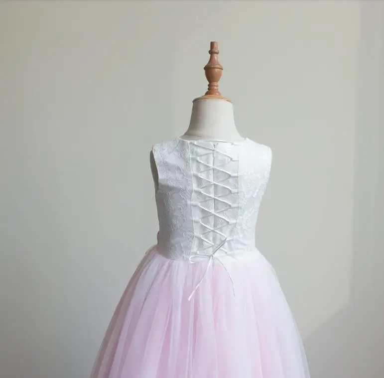 Детское кружевное бальное платье с цветами на свадьбу для первого причастия