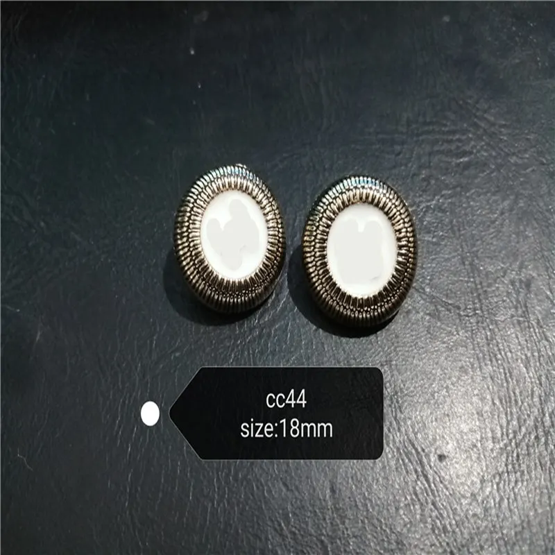 gold white cc44 1 лот = 10 шт. Швейные аксессуары высококачественные металлические золотые пуговицы маленькие буквы логотип Кнопка 18 мм cc44 cc45 - Цвет: gold white cc44
