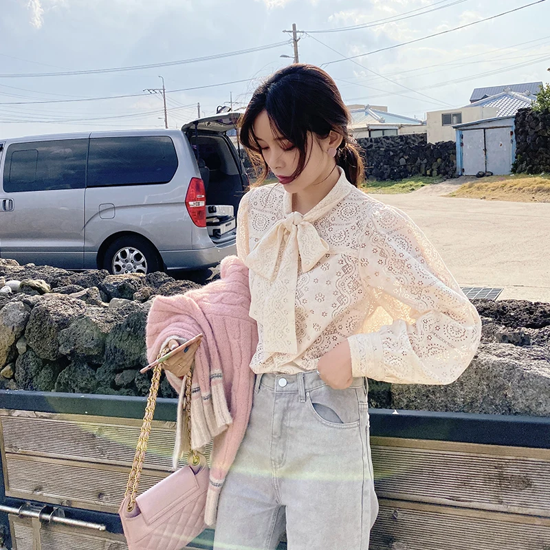  MISHOW Women Spring Summer Bow Neck Lace Blouse Causal Loose Hollow Sweety Lace Shirt Tops MX19D410