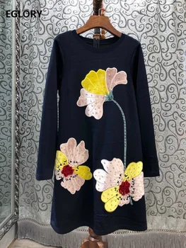 

High Quality Designer Dress 2019 Autumn Winter Style Women Appliques Flower Beading Long Sleeve Silk Cotton Dress Dark Blue