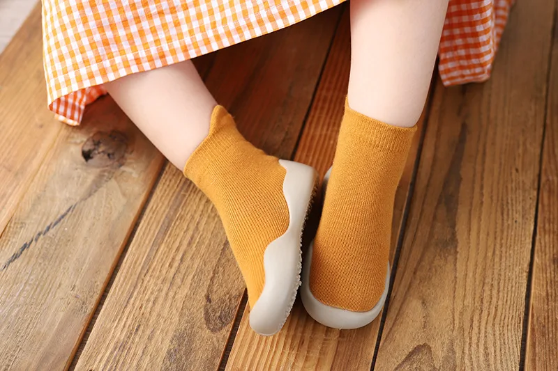 20224649464_890047704