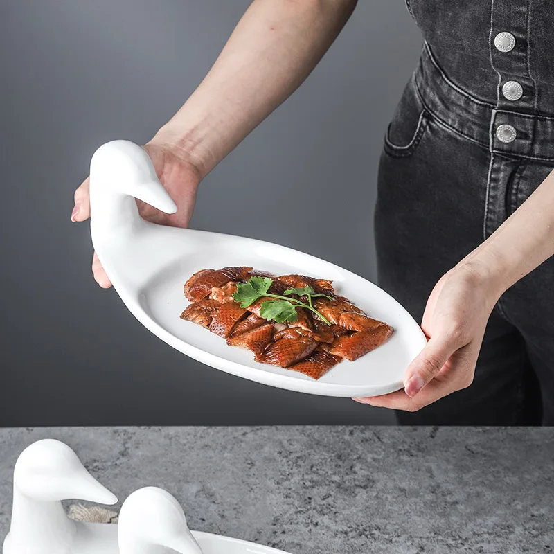 Creative White Duck Ceramic Plates Fruit Dishes Cake Plate Snack Candy Dish Salad Tray Porcelain Tableware Decoration Dinnerware