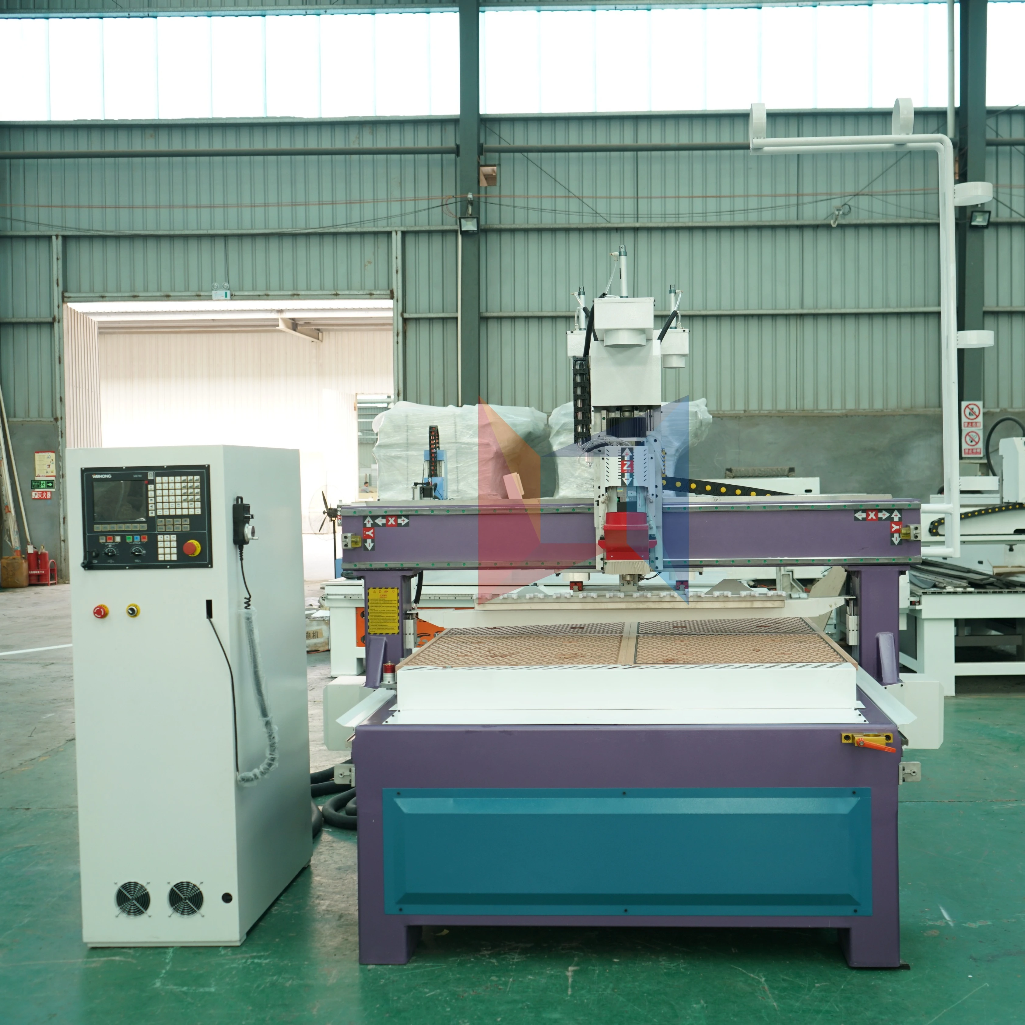 Высокая точность ATC древесины фреза для резки; cnc гравировальный станок