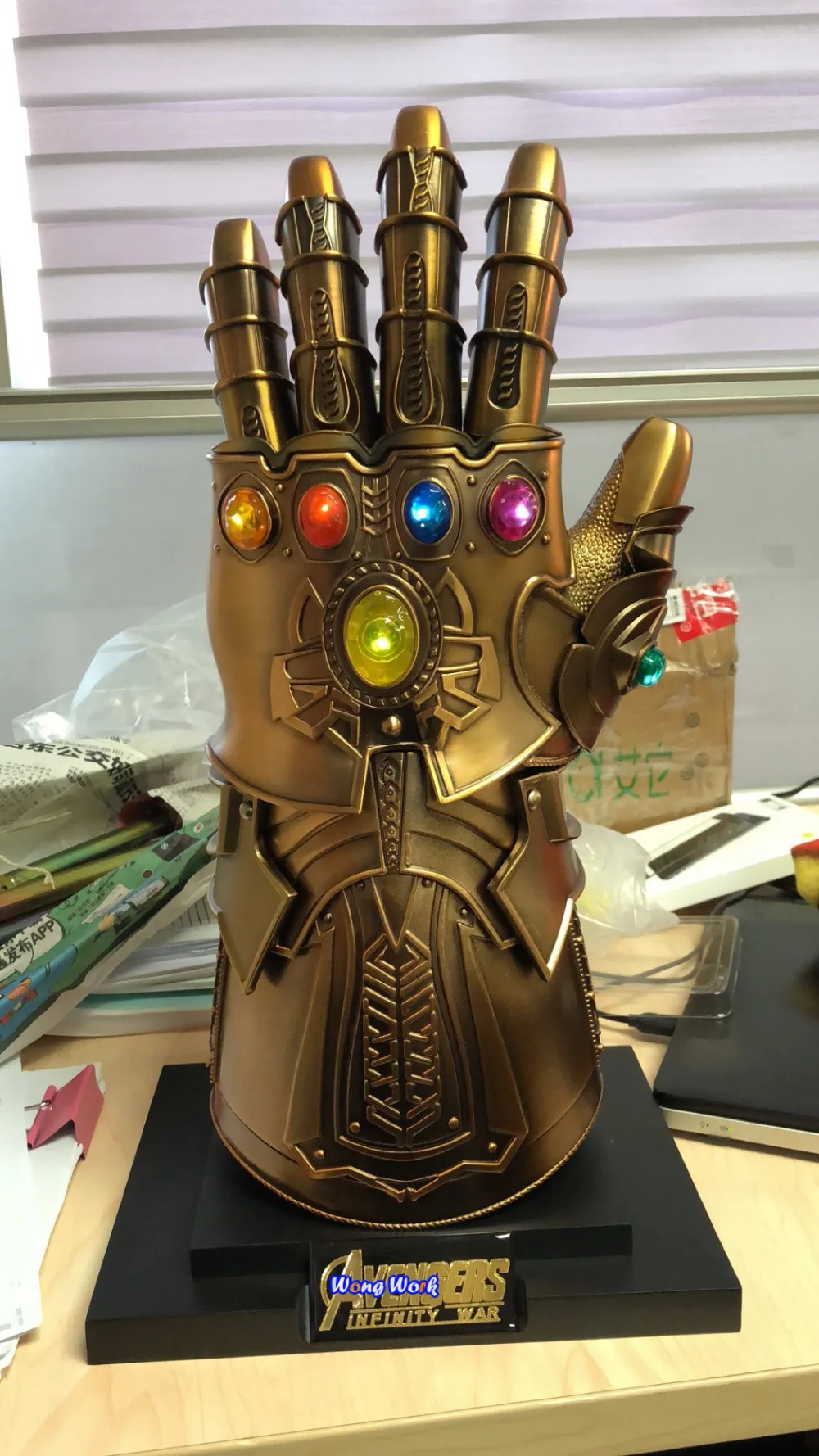 Wong рабочий HCMY Thanos Infinity Gauntlet металлический 1:1 носимый Косплей статуя светодиодный