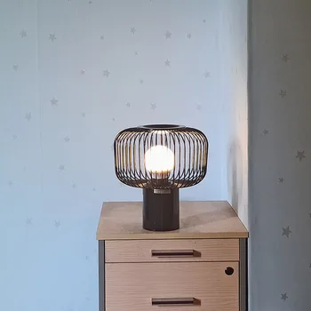 

American Nordic Bedside Table Lamp with EU/US Plug In Metal Sconces E27 LED White Black Table Lamp Bedroom Study Office Lighting