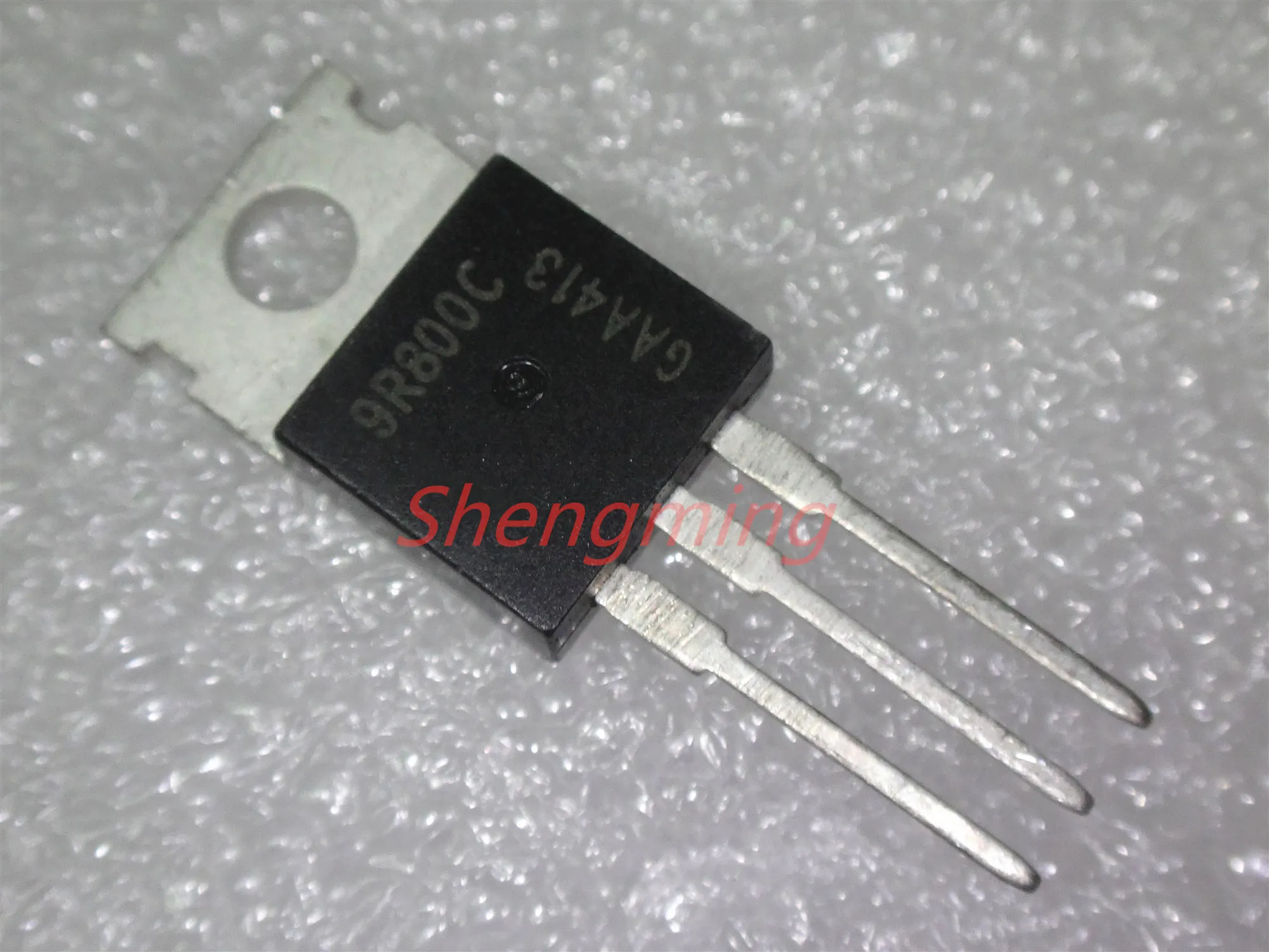 10 шт. IPP90R800C3 9R800C TO-220