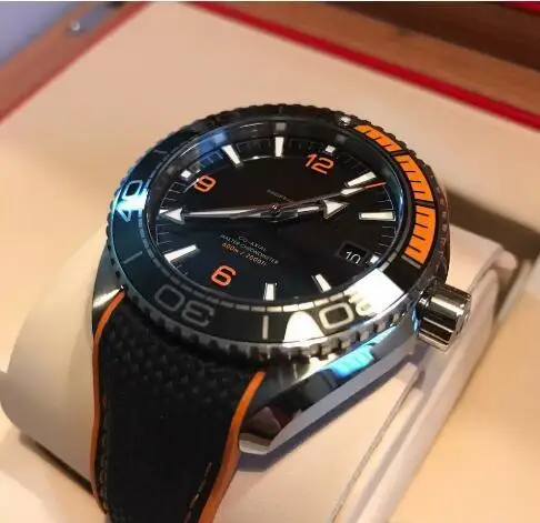 Топ бренд мастер Дизайнерские мужские часы высокого качества спортивные кварцевые часы мужские роскошные профессиональные 007 наручные часы мужские montre homme
