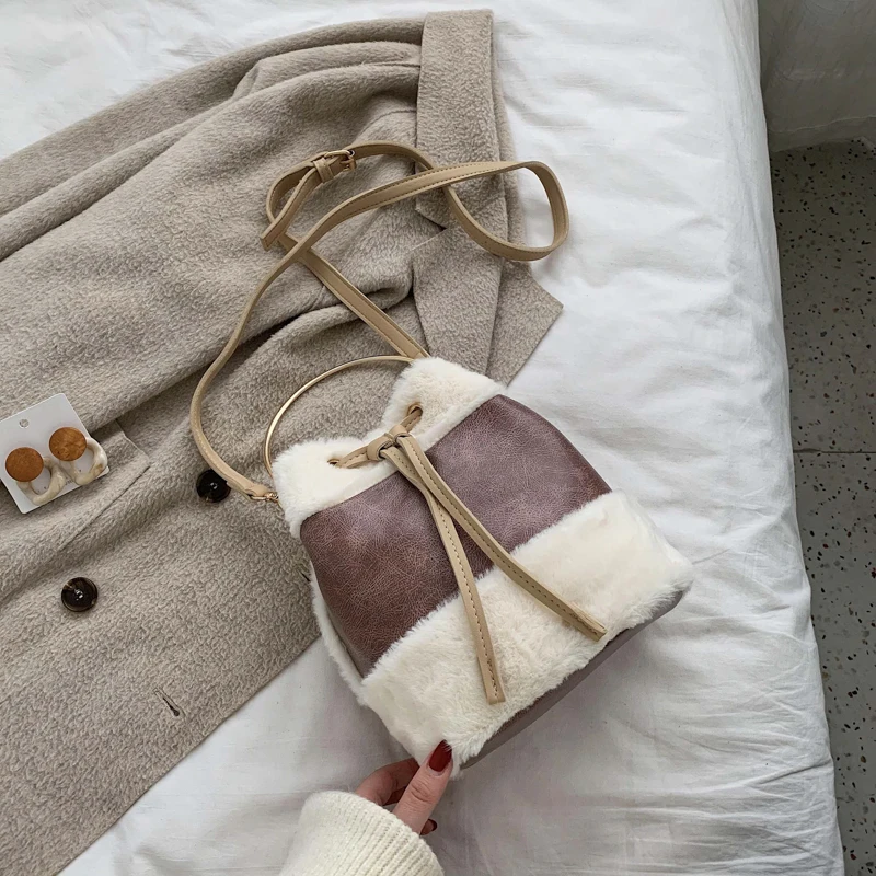 iVog New Arrival Everyday Female Small Crossbody Messenger Handbag Fur cc Geometric Fashion Bucket Bags for Women