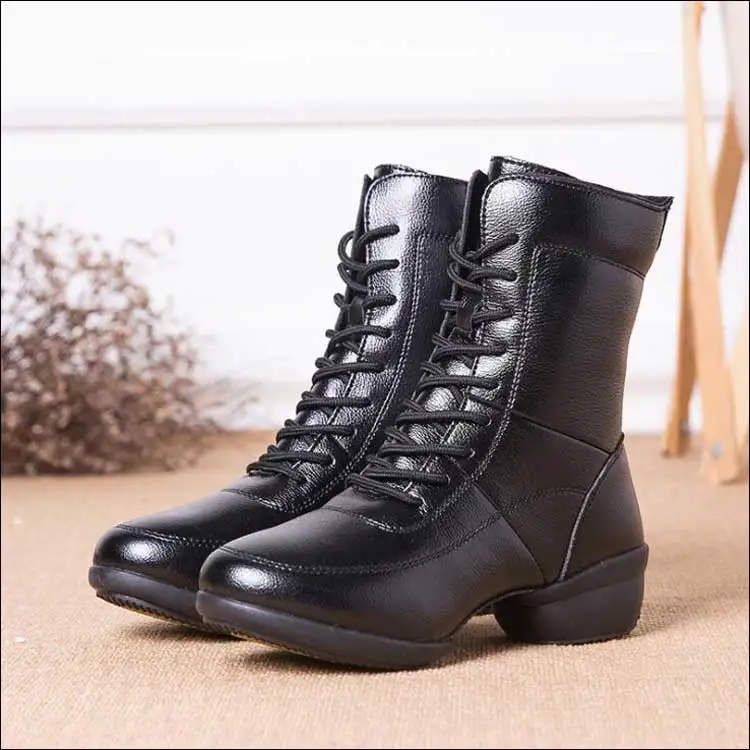 Женские ботинки для танцев; Ботинки martin; г. Модная женская обувь; Mortorcycle Boots Feminina; римские ботинки; Botas Mujer; большие размеры 35-42