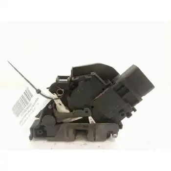 

3M5AR21813ER Lock Left Front Door Ford Focus Hatchback (CHAP) 1.6 Tdci