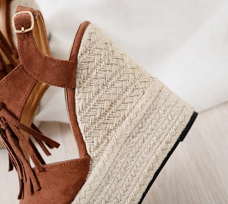new ultra high heel wedge sandals waterproof platform muffin thick bottom Roman tassel women's sandals small size shoes 32
