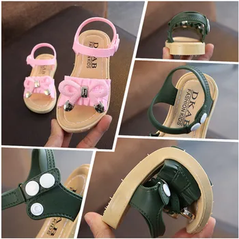 

2020 Summer Hot Sale Childrens Sandals Casual Vacation Princess Shoes Girls Open Toe Flat Pearl Beach Sandals With Buckle Strap