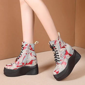 

Brand New Genuine Leather Printed Shoelace Platform Height Increasing Heels Ankle Boots Stylish Winter Shoes Boots Women