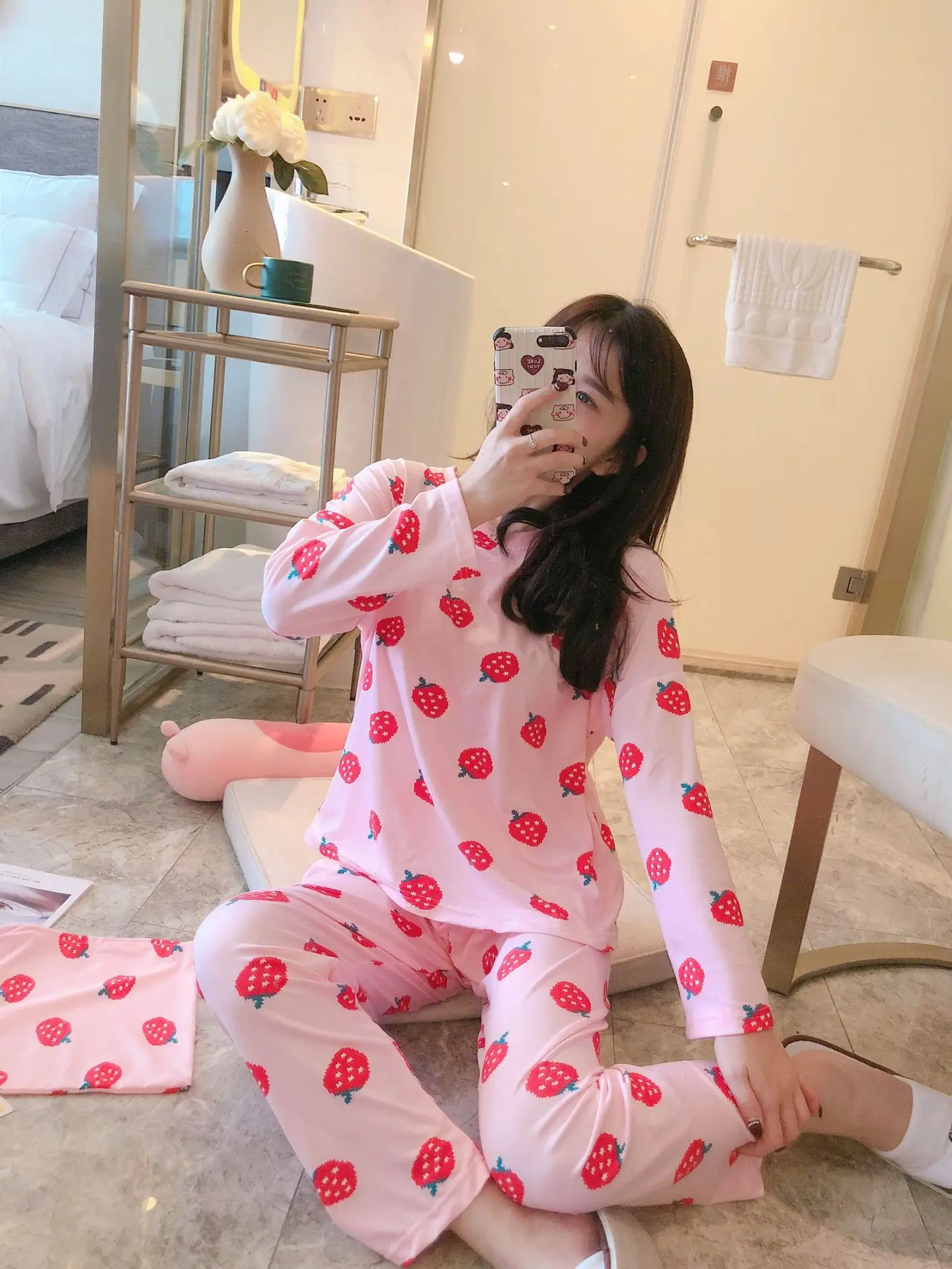 Осенние женские пижамные комплекты с героями мультфильмов, пижамы с длинными рукавами, пижамы для девочек, ночная рубашка для женщин, домашняя одежда, комплект из 2 предметов, пижамные комплекты
