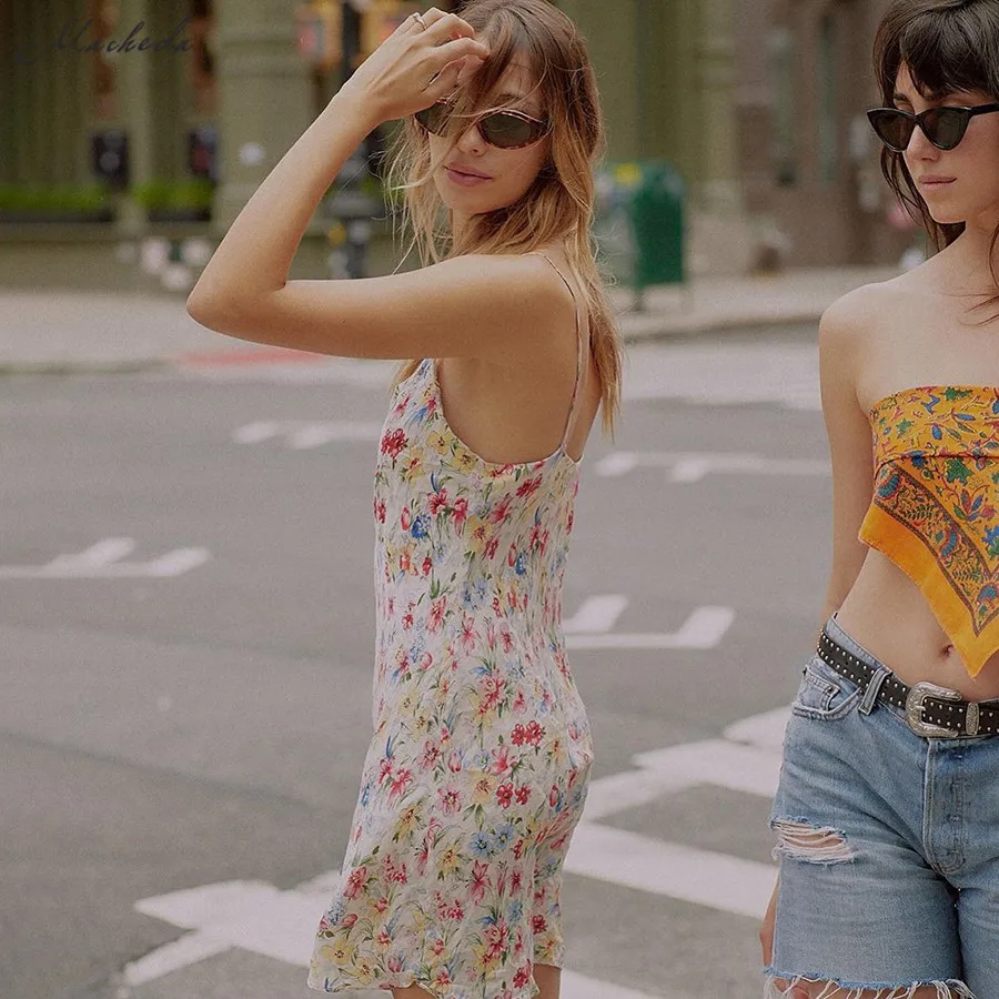 Macheda Летнее мини-платье с цветочным принтом женское сексуальное платье с v-образным вырезом на тонких бретелях А-силуэта женская повседневная одежда для отдыха Новинка