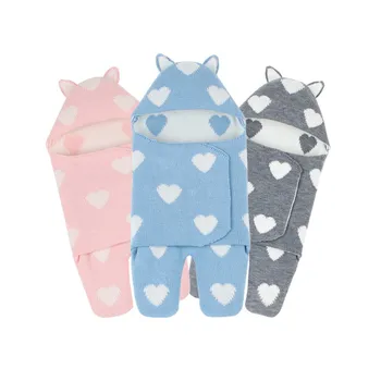 

0-12M Autumn Winter Warm Hooded Baby Heart Swaddle Blanket Quilt Perfect Baby Shower Gift Cotton Swaddles