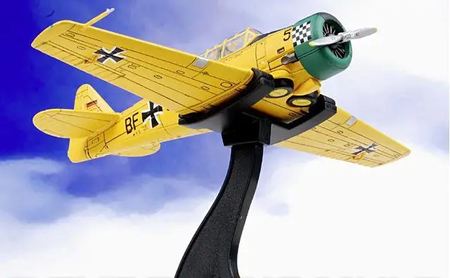Хобби мастер T-6 Luftwaffe Bavaria Германия 1960 1/72 литье под давлением модель самолета