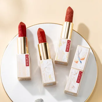 

CATKIN Embossed Dream Carved Love Poem Lipstick Lipstick Velvet Matte White Milk Tea Color Chinese Brand Lipstick