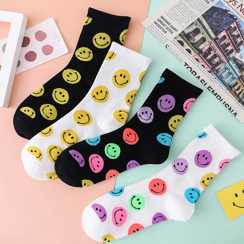 4 Pairs Cute Smiley Socks Women Harajuku Spring Autumn Cotton Kawaii Colorful Smile Face Socks Funny Lovely Woman Socks Female