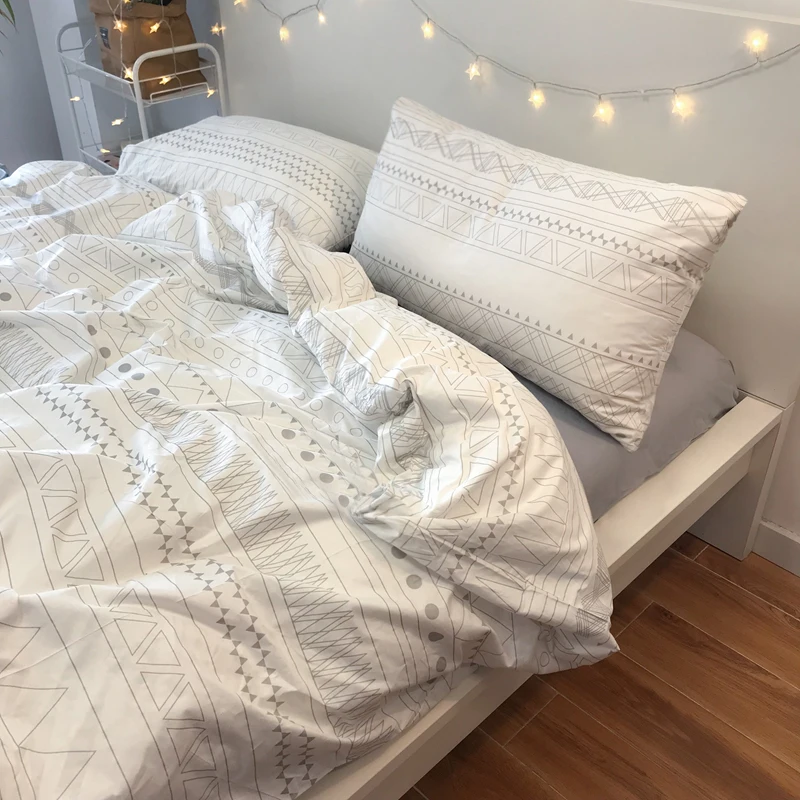 

BOHO Comforter Geometric Bedding Set Queen Size Bed Sheets Children Quilt Soft Comforter Cotton Bedding Sets Simple Style