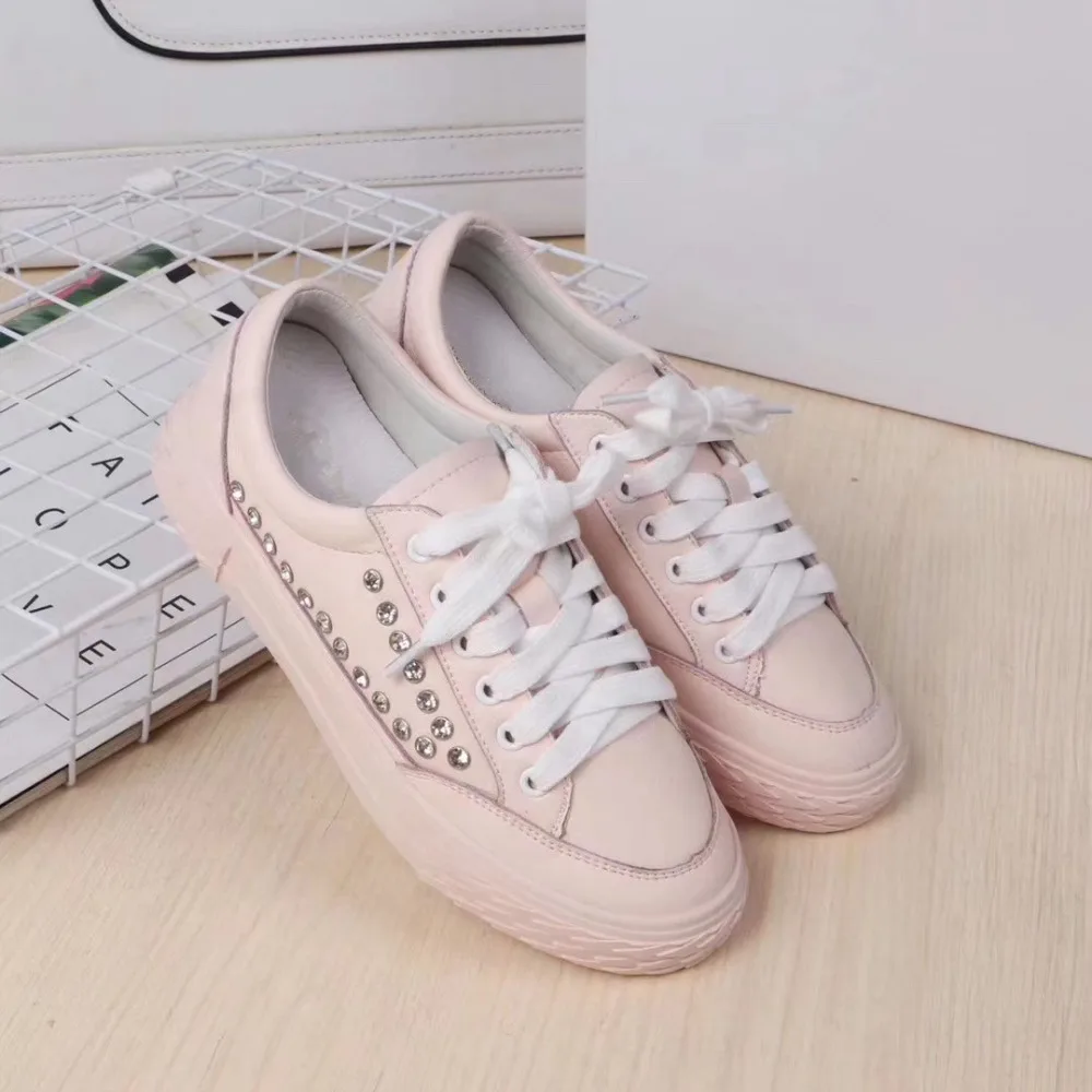 women Genuine Leather Lace-up Casual shoe women luxury shoe Flat bottom Sneakers