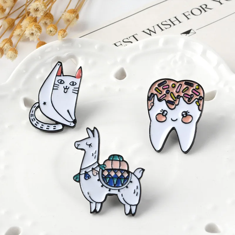 Kawaii мультфильм животное Эмаль Булавка дети из альпаки овечий симпатичный значок Бабочка застежка подарок свитер нагрудные сумки украшения унисекс ювелирные изделия