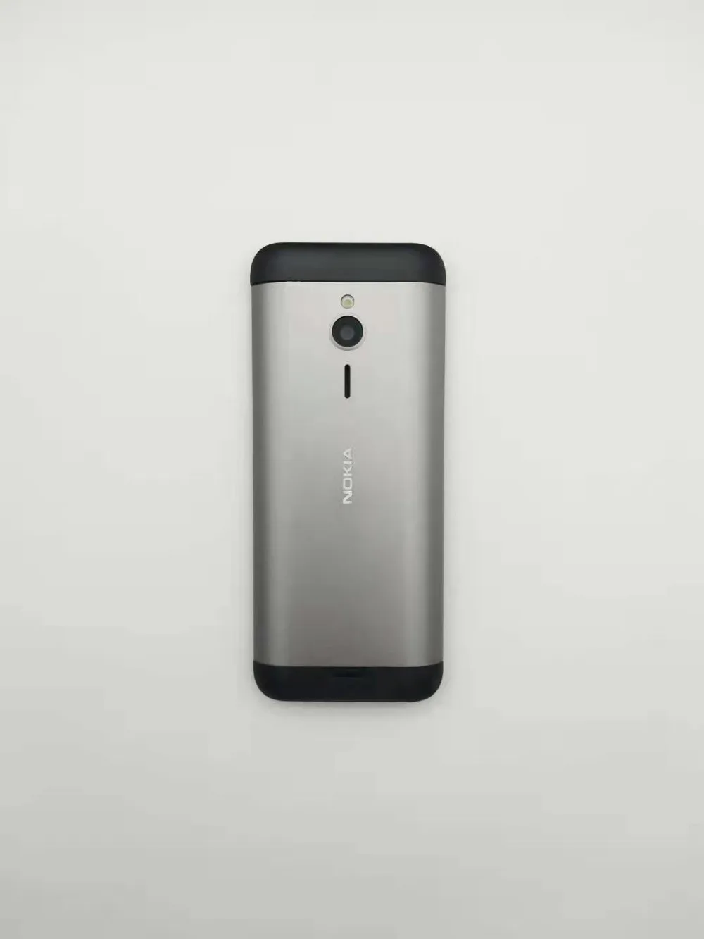 230 Nokia 230 разблокированный GSM 2,8 дюймов две sim-карты и одна карта 2MP QWERTY клавиатура английский Восстановленный мобильный телефон
