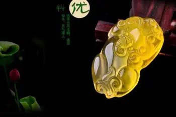 

LETSFUN Fine Jewelry China's Fashion Natural Yellow Agate Hand-carved Pixiu Pendant Necklace Free Shipping