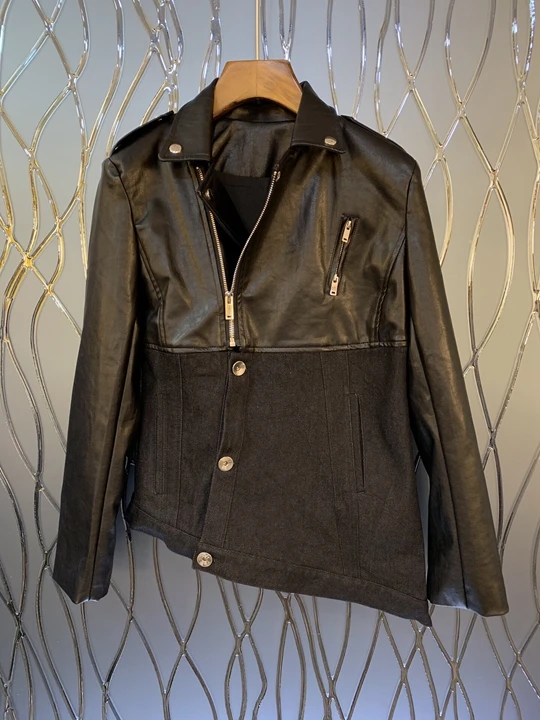 

Early Autumn 2019 New Lady's Lapel irregularly spliced zipper button decorative long sleeve short jacket 908