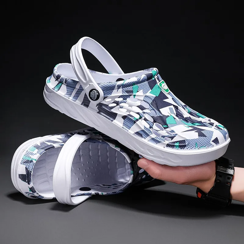 Summer Mens Sandals Slippers Unisex Mens Slides Sandals Outdoor Non-slip Hollow Men Slippers Rubber Couple Men Beach Sandals