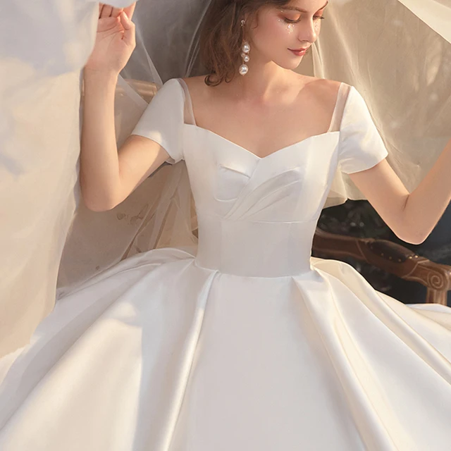 LDR42 French Satin Light Wedding Dress 2021 Pleated Short Sleeve Smooth Bridal Simple Elegant Dress robe de soirée de mariage 5