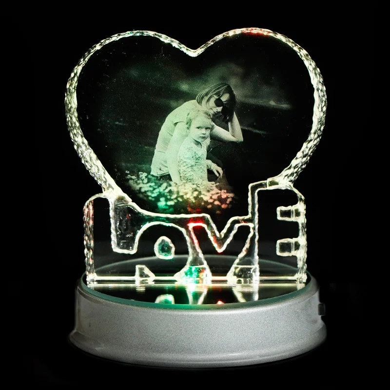 Love heart Подгонянная Хрустальная фоторамка Красочный Светодиодный лазер с выгравированным изображением сувенир подарок Персонализированная стеклянная Свадебная фоторамка - Цвет: Love heart