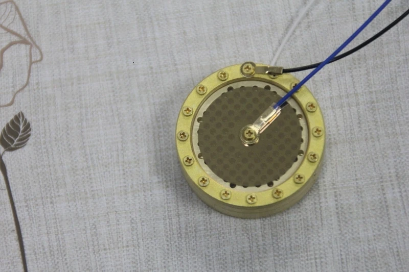 3840270036_989578442