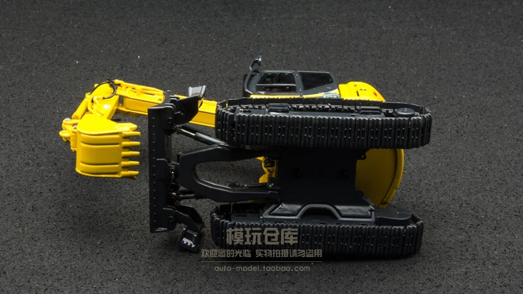 Модель автомобиля из 1/43 сплава, орнаменты для домашней коллекции, подарок на день рождения и Рождество для детей и взрослых