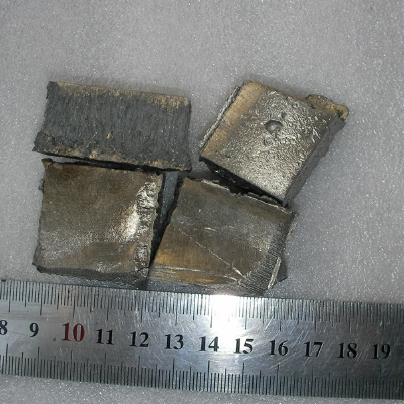 Holmium Металл 5 грамм 99.99% чистый кристаллический кусок
