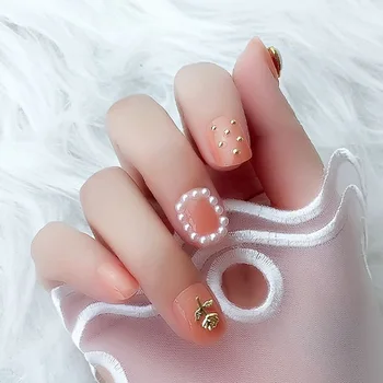

24pcs/box Jelly Pink Gold Heart Small Flower Decorative Fake Nail press on Patch Temperament Detachable round Head Finished Nail