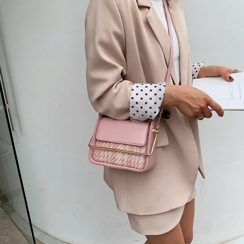 

Three-dimensional box bag cute splice woven single shoulder iron ring bag hand slanted chain bag